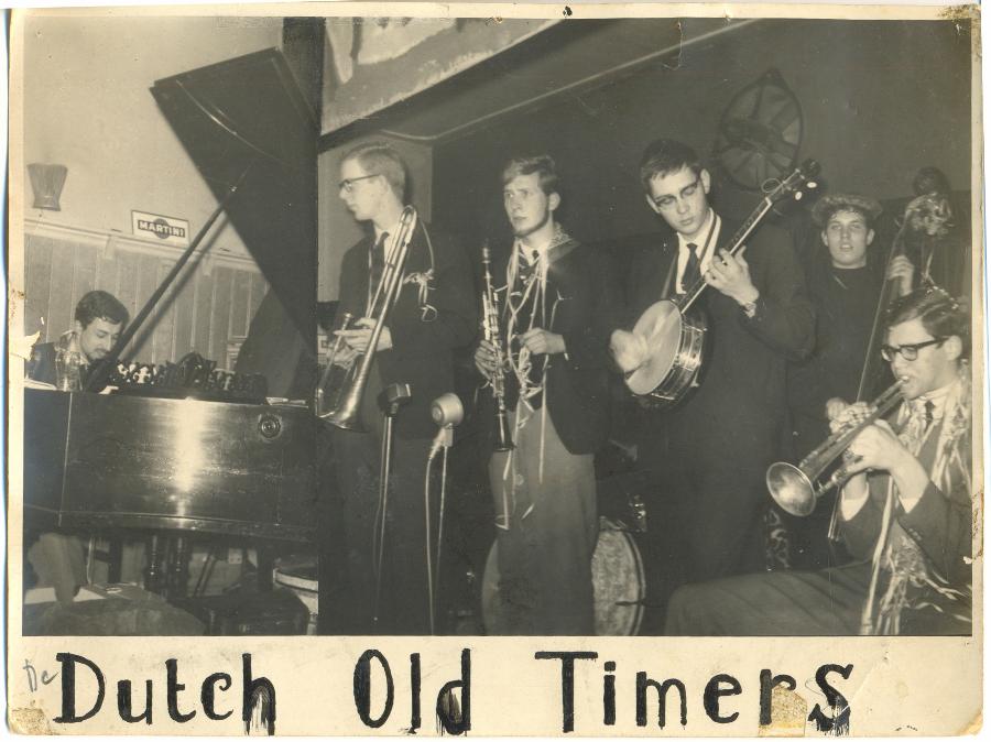 foto van de band in 1964